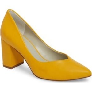 1. State Saffy Block Heel Pump